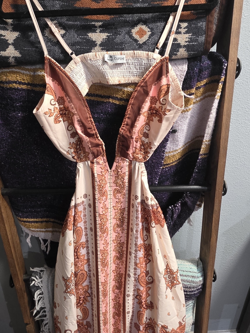 Cupshe Peach & Rust Paisley Plunge Strapless Sundress